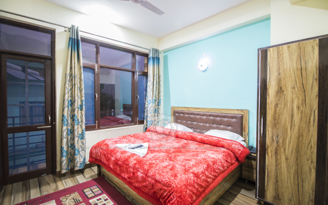 Hill Stone Guest House