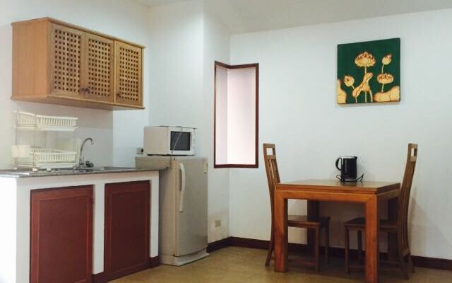 Happy Elephant Resort Hotel