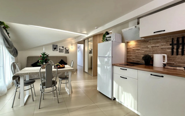 Апартаменты 1 Стандарт на мансардном этаже