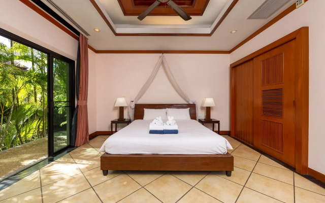 Traditional Thai 2BR in Baan Bua Estate Villa