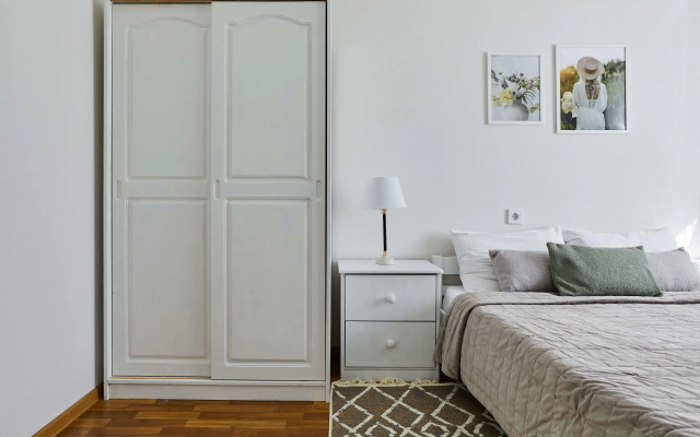 Flatstay Narodnaya 5/2 Apartments