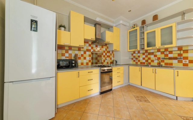 Апартаменты 2 спальни на Большой Московской 9