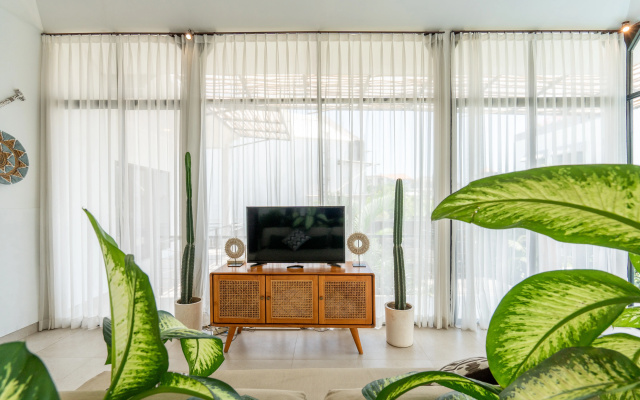 Вилла Spacious 4BR Mila Mou with rooftop
