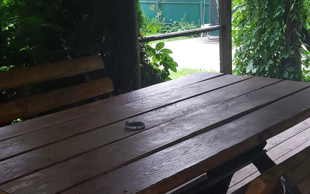 V 5 Minutakh Ot Reki Volgi Private house