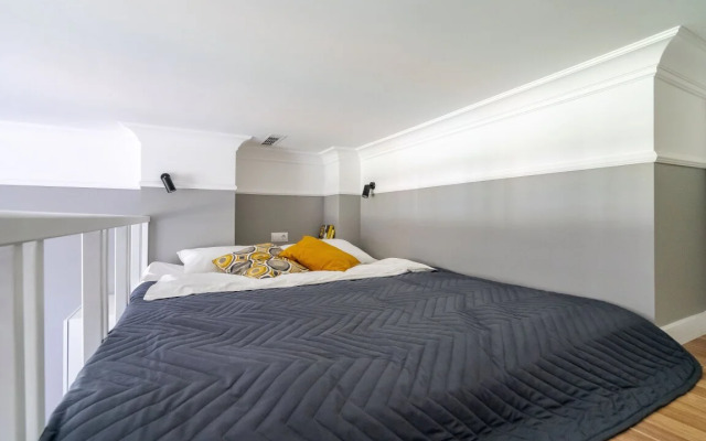 Aurora Grey Apartments