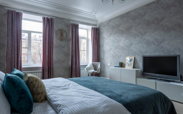 MyhomeYourhome Na Vereyskoy 2/60 Apartments