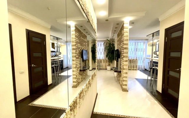 Апартаменты 642 Флэтс-Лайн на улице Красноармейская 100