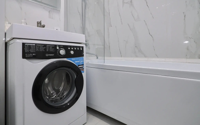 Uyut U Okeanisa I Parka Shveytsariya Apartments
