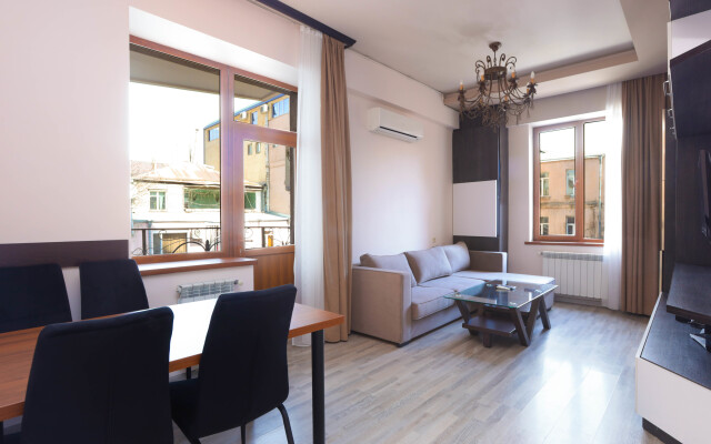 Stay Inn on Mashtots avenue 33/1-15/1 Apartaments