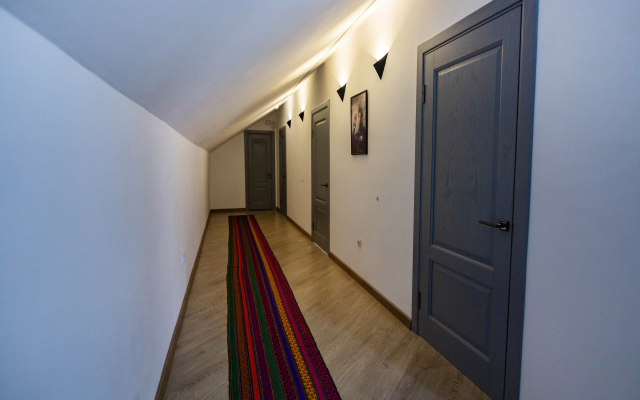 Cherdak Hostel