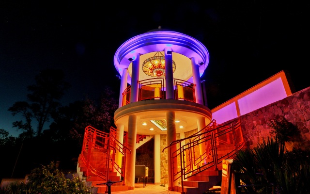 Deesa Hotel
