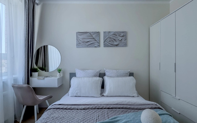 Green Fox Na Akhsharumova 25 Flat