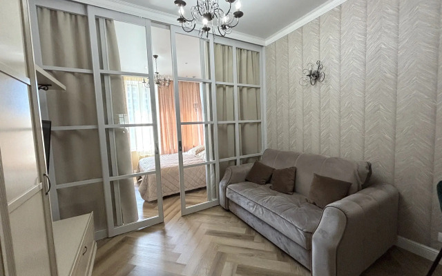 Апартаменты Семейная студия Люкс Монро