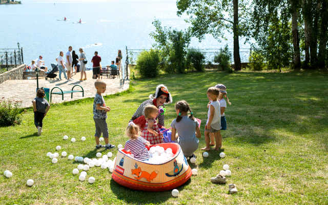 Отель Талес