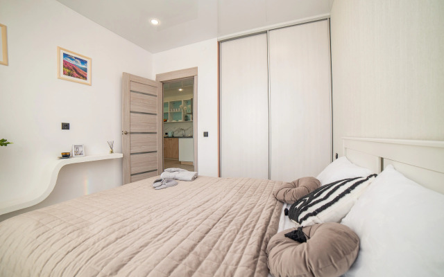 Евро-двухкомнатная квартира BeGuest на Чкалова 18