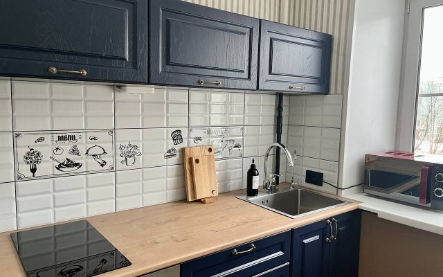 Квартира Ваш Рантье на Полярных Зорях 25/1 в Доме Художника