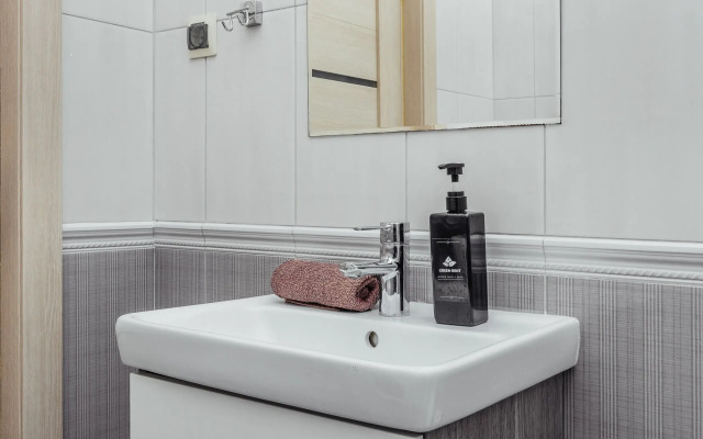 Semeynye U Plyazha S Podogrevaemym Basseynom Apartments