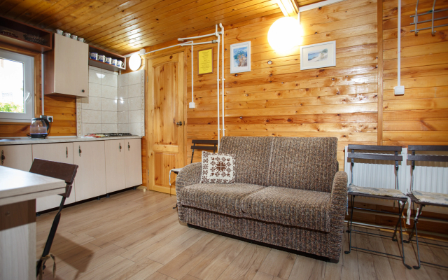 Частный Дом с 4 Спальнями