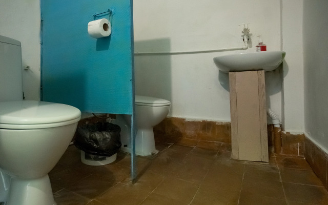 Yug Turist Guest house