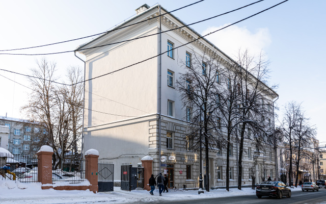 Апартаменты Большая Красная