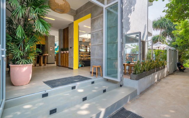 Outpost Weligama Beachfront Hotel