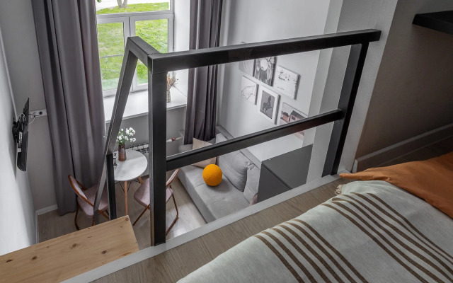Stilnye Dvukhurovnevye S Besplatnoy Parkovkoy I Parkom Apartment