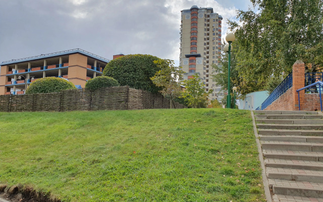2kh-Komnatnye Sinyaya Ptitsa Apartment