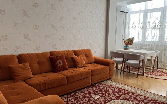 V Tsentre Kaspiyska Lenina 54 Flat