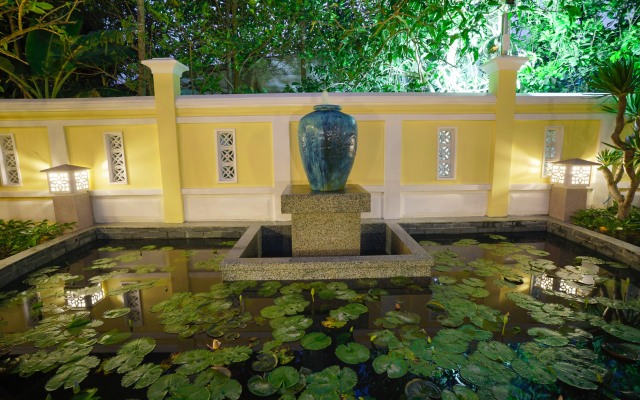 Отель Hoian Field Villa and Spa