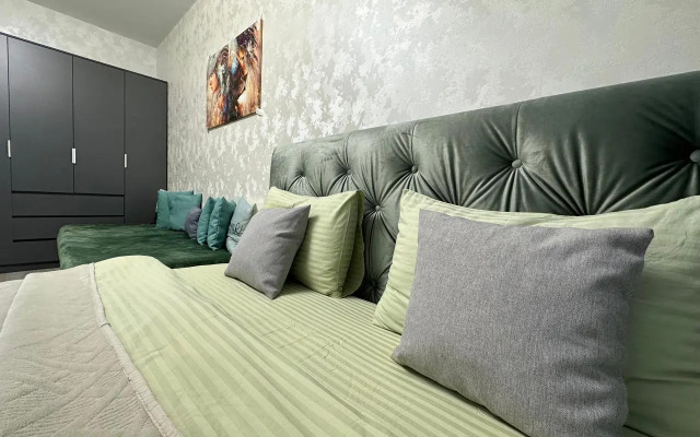 Квартира Живи Тут 89