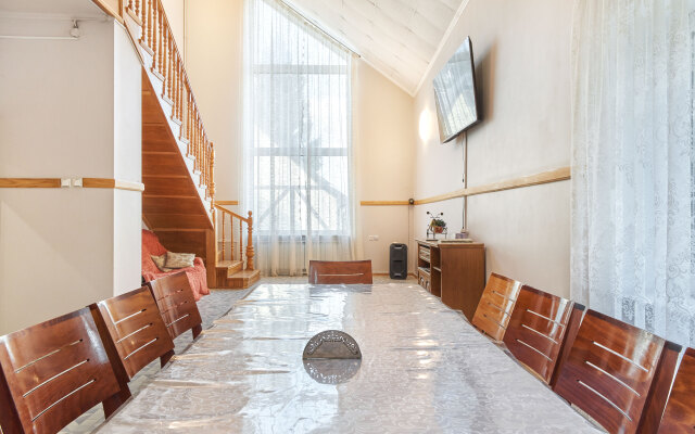 V Yolkakh Private House