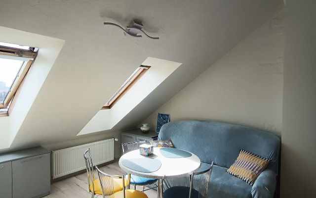 Uyutnaya Mansarda Na Beregu Verkhnego Ozera Flat