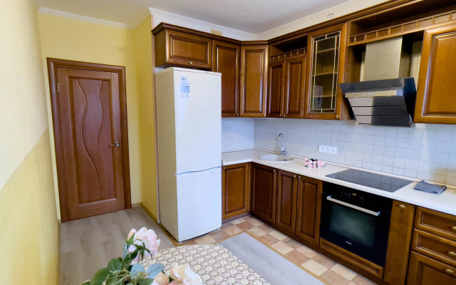 Na Makovskogo 16 Flat