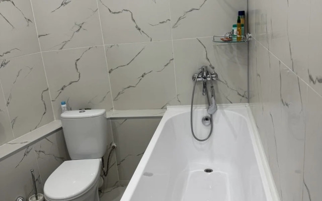 Lyuks Krestki Flat