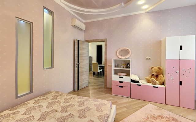 Апартаменты Евротрешка с видом на море