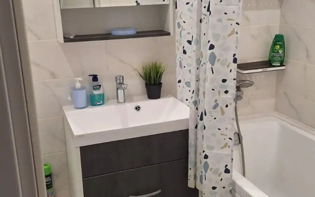 Dhkomnatnaya V Samom Tsentre Goroda Flat