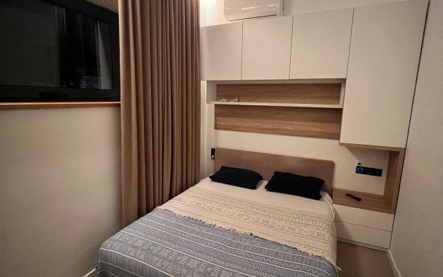 Вилла HiTech Oasis Loft with Outdoor Jacuzzi