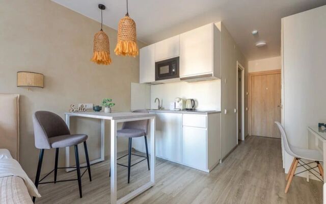 Ava Continent SyncotelHome Apartments