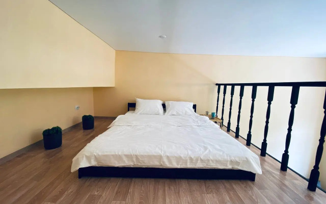 Апартаменты Room-Room Хользунова 40