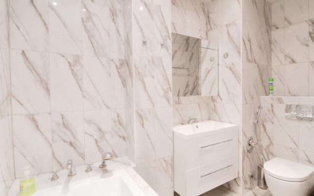 Апартаменты Апарт 24 у Эрмитажа с видом на реку Мойку