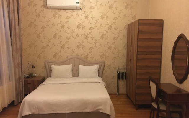 Nuray Hotel