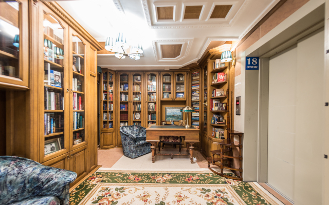 Апартаменты Студия С Бассейном В Самом Центре Сочи