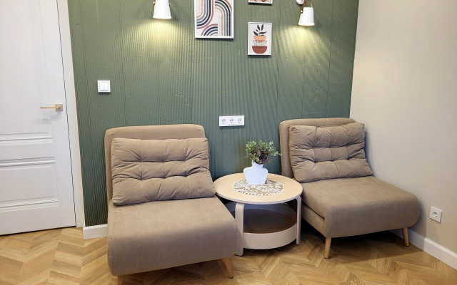 S khammamom v tsentra Kaliningrada Flat