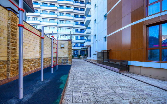 11 Krymskiy Mamayka Apartment