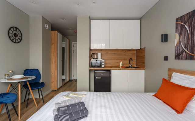 Fortestate na Leninskom prospekte 158 5 Apartments