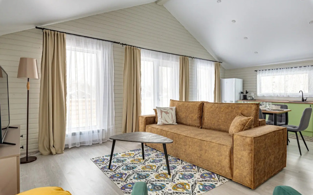 Dom S 3mya Spalnyami 233 Guest House