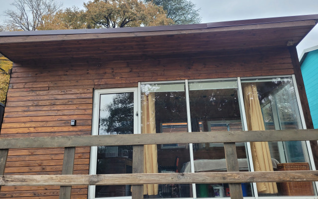 Domik U Snezhnykh Vershin Private House