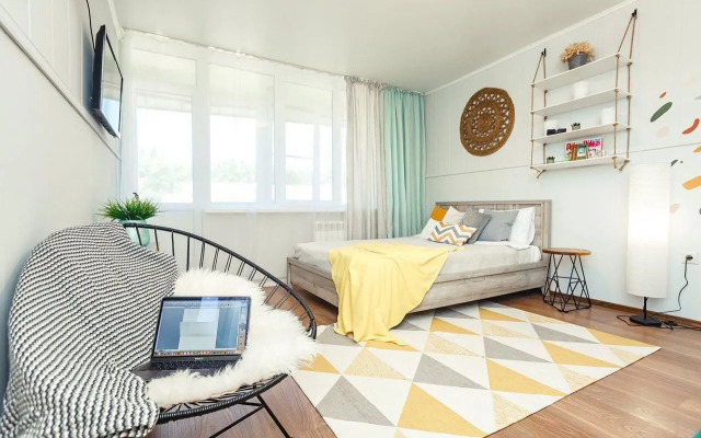 Na Chaykovskogo 6 Flat