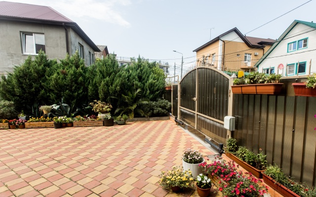 Avgust Guest House