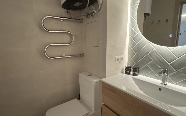 Sovremennaya Studiya v Tsentre Flat